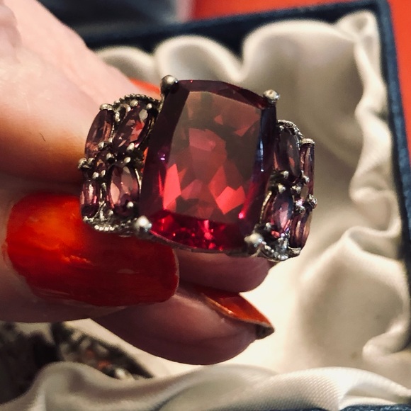 Orisa Rodalite! Garnet ring! Size 6-61/2?